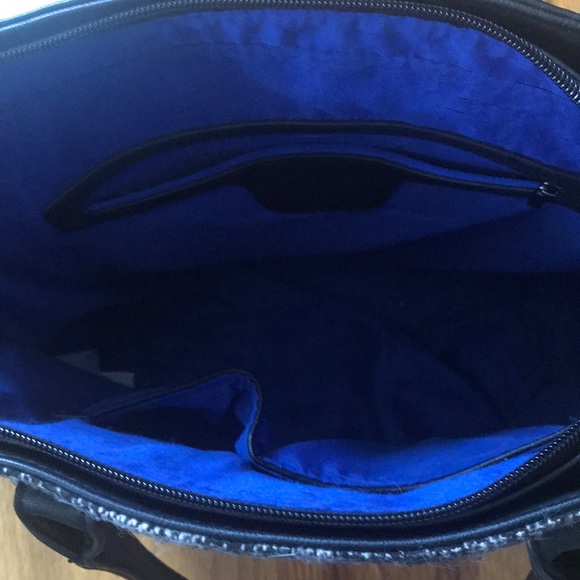 Christian Lacroix Plaid Tote w/Crossbody - Picture 5 of 8